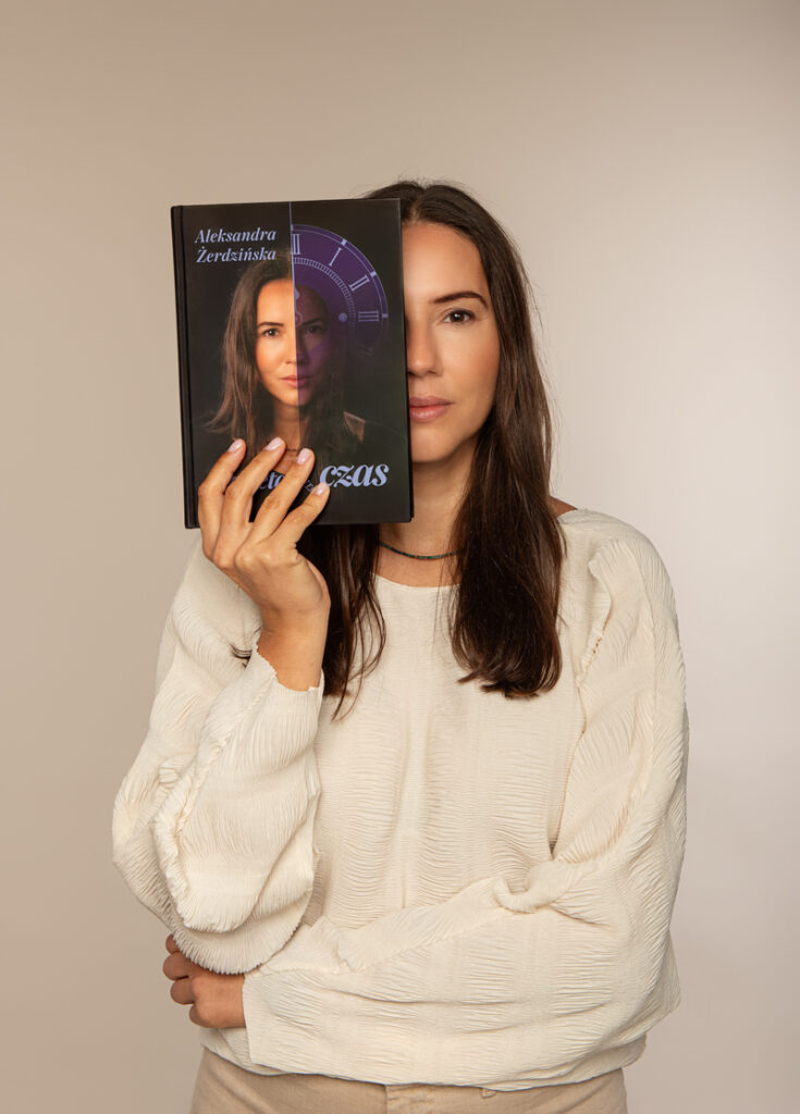 Książka Kobieta kontra czas Aleksandra Żerdzińska